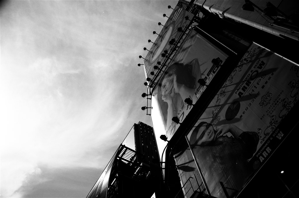 ヤシカ YASHICA ELECTRO 35 CC フィルムカメラ 作例あり 作例レビュー】YASHICA ELECTRO 35｜ヤシカのフィルムカメラ