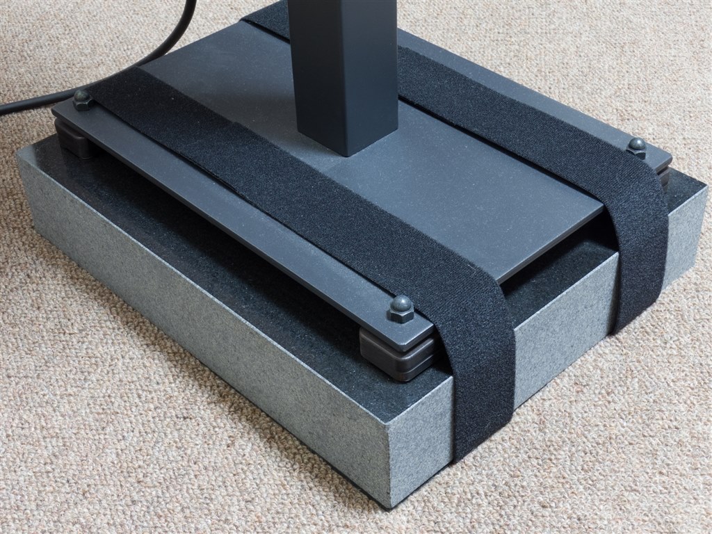 スピーカースタンドについて教えてください』 Bowers & Wilkins スピーカースタンドについて教えてください』 Bowers & Wilkins