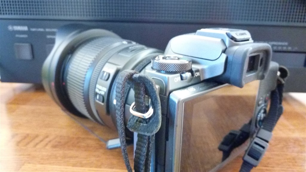 ストラップの取付穴について』 CANON EOS M6 ボディ のクチコミ ストラップの取付穴について』 CANON EOS M6 ボディ のクチコミ