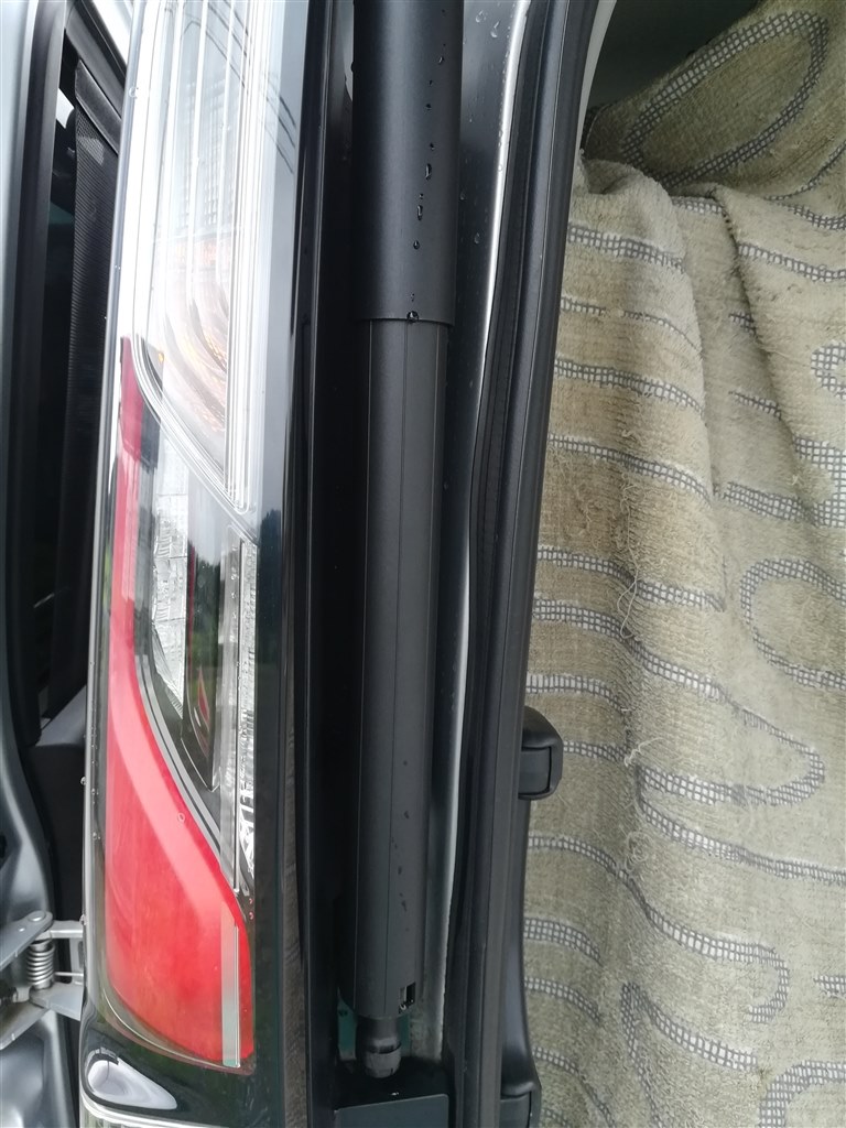 テールゲートのダンパーが外れた ホンダ ステップワゴン スパーダ 2015年モデル のクチコミ掲示板 価格 Com