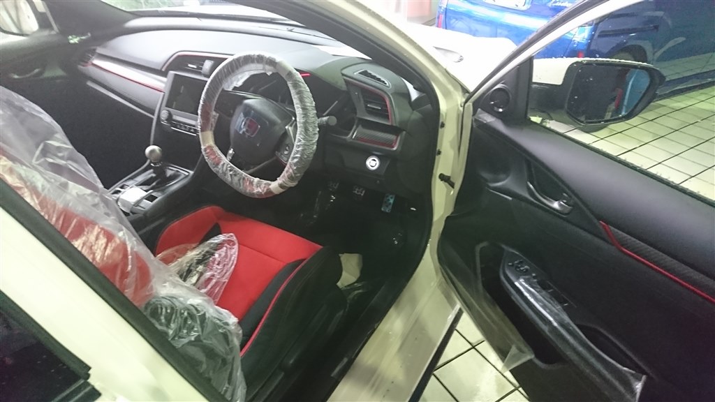 展示車見てきました ホンダ シビック タイプr 17年モデル のクチコミ掲示板 価格 Com