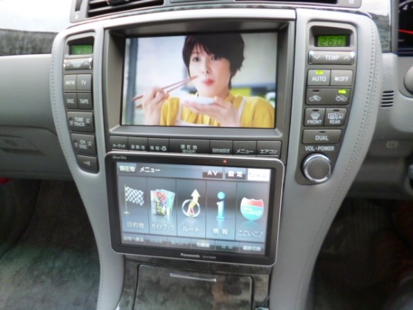 パナソニック CN-G1100D カーナビ 2018年製 週末価格16500円