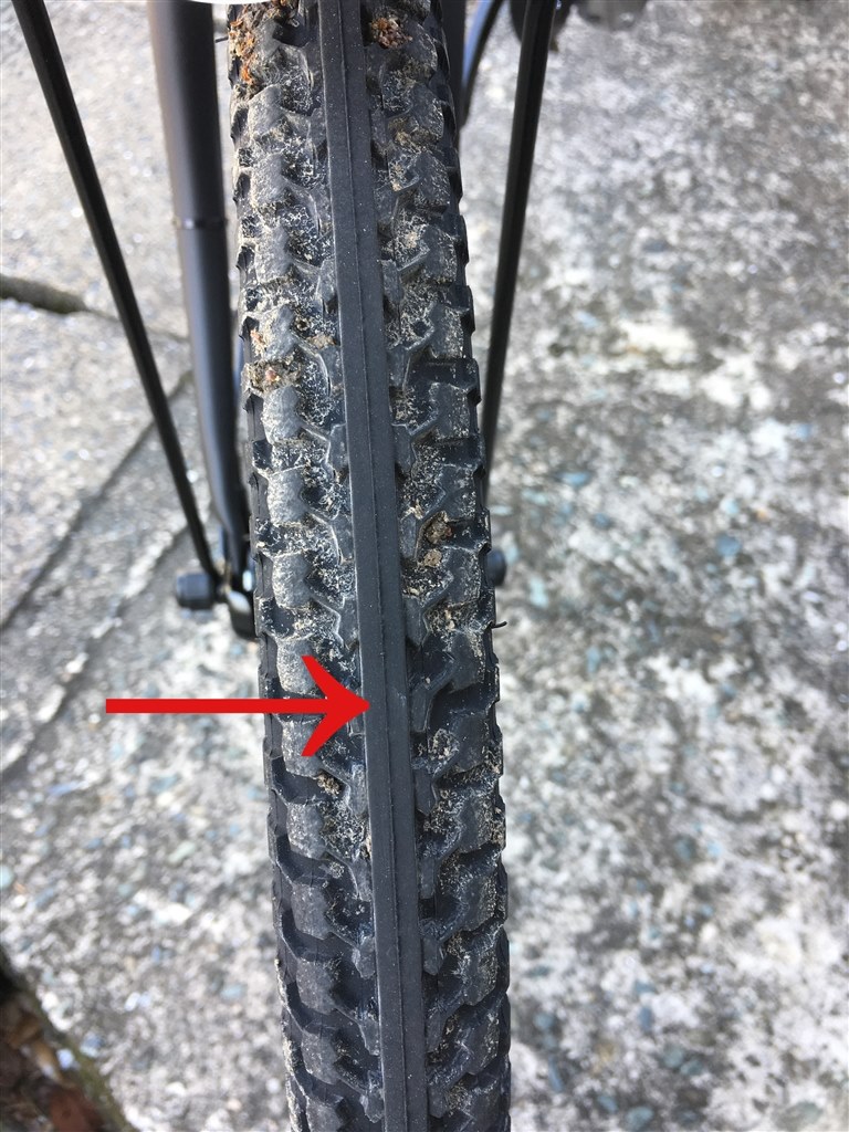 パナソニック20インチ タイヤひびあり