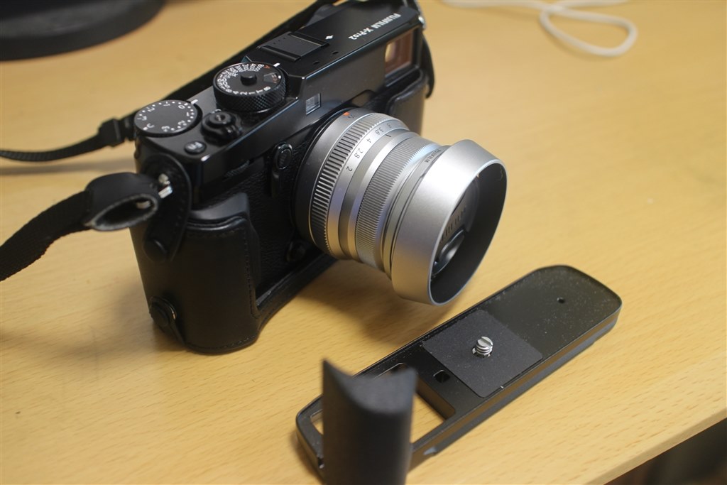 x100f 美品　おまけ多数 x100f 美品 おまけ多数 x100f 美品 おまけ多数 x100f 美品 おまけ多数