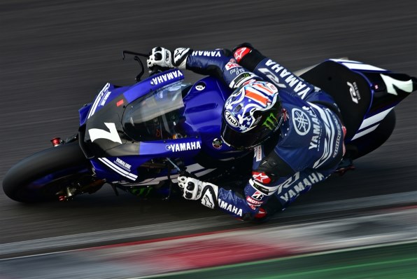 運動会やスポーツ観戦に✨CANON EOS 9000D✨ダブルレンズ✨Wi-Fi モータースポーツ観戦での使用』 CANON EOS 9000D ダブルズームキット