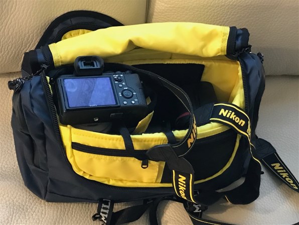 予備バッテリー カメラバッグ付 Nikon D7500 - Nikon D7500+D3500 予備