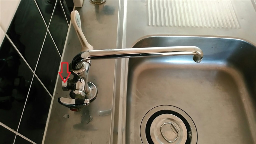 食洗機と瞬間湯沸し器を取り付けられる分岐水栓教えて下さい 