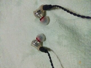 【美品・正規品・動作確認済み】Shure se535　左耳　ブロンズ SE535 Limited Edition - 高遮音性イヤホン - Shure 日本