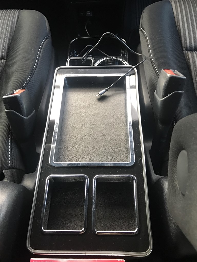 スマートフォンを置く所 トヨタ ヴォクシー 14年モデル のクチコミ掲示板 価格 Com