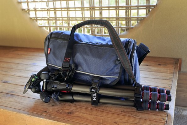 マンフロット 190Go！ カーボンファイバー三脚4段 MT190GOC4TB