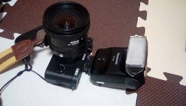 値下げ　美品PENTAX Q10 ペンタックスQ10 ズームレンズキット Amazon | PENTAX デジタルミラーレス一眼 Q10 ズームレンズ
