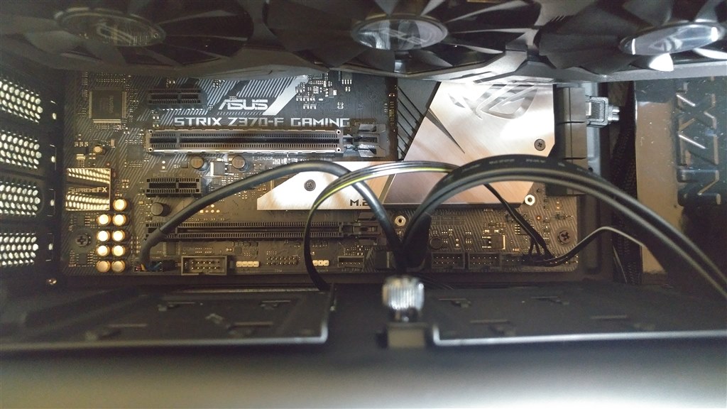 電源は入るが、画面に何も映らない。』 ASUS ROG STRIX Z370-F GAMING のクチコミ掲示板 - 価格.com