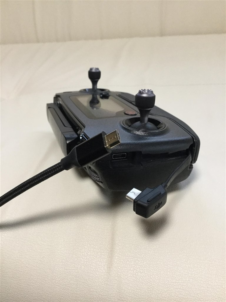 コントローラが充電できなくて困っています』 DJI Mavic Air Fly More