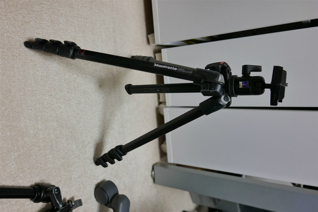 Manfrotto 7322CY [M-Yカーボン三脚ボール雲台付き]