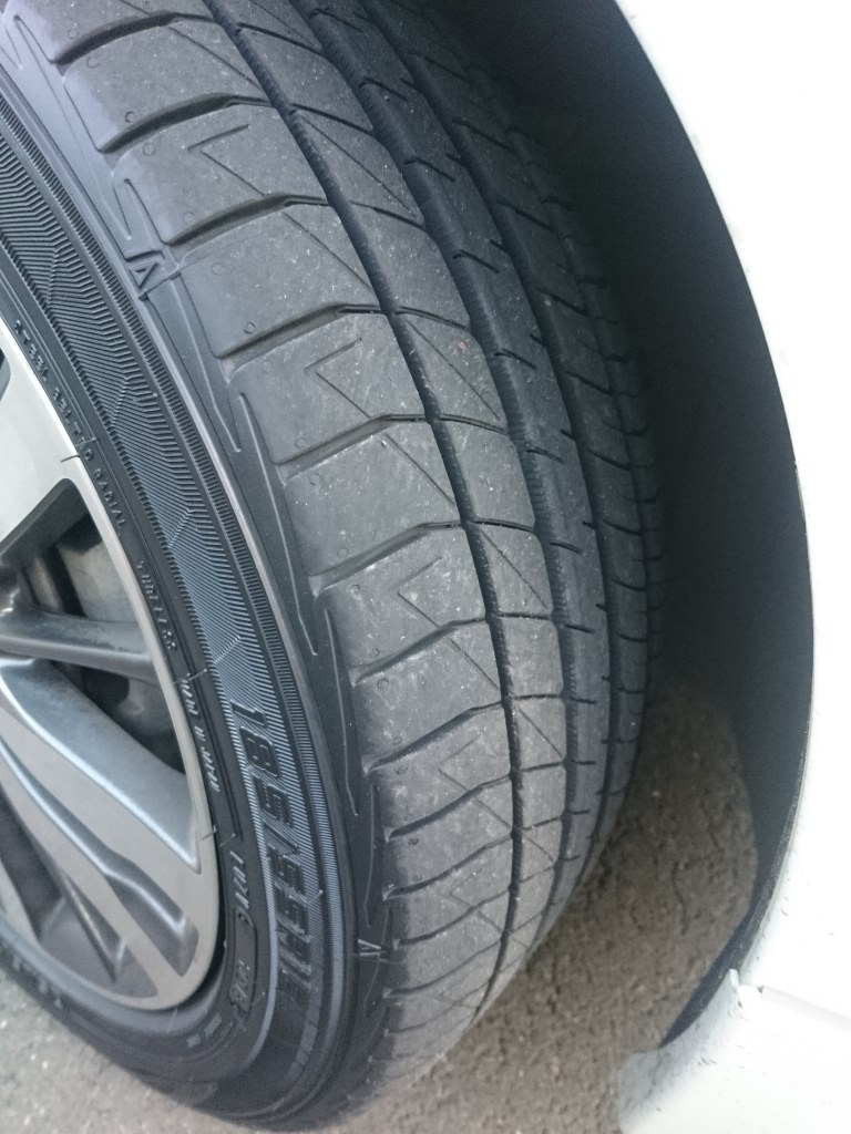 スポンジの恩恵を受けられるか』 ダンロップ LE MANS V 185/55R16 83V のクチコミ掲示板 - 価格.com