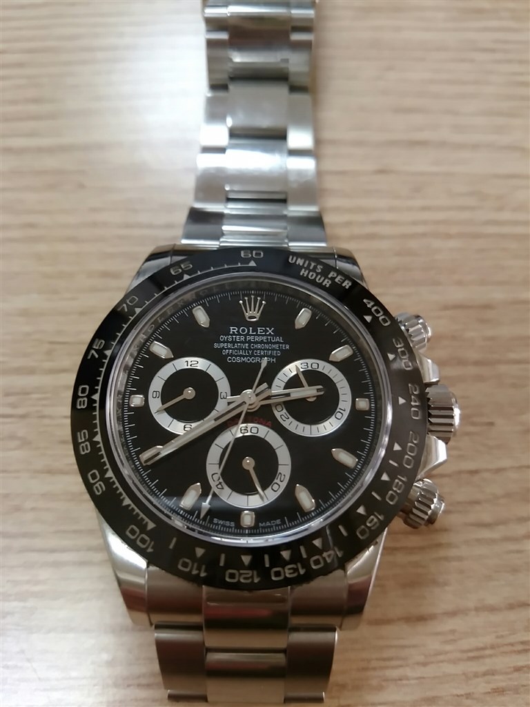 文字盤にマイナーチェンジがあったようです』 ロレックス コスモグラフ