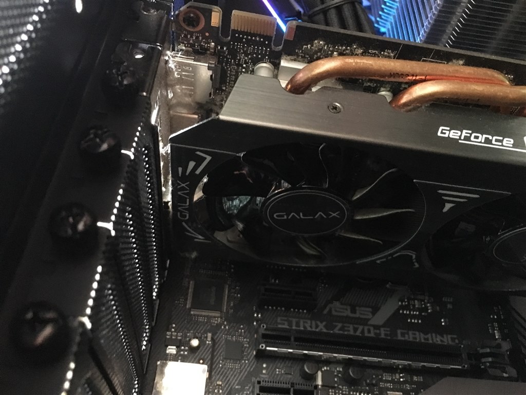 助けてください。初自作パソコン』 ASUS ROG STRIX Z370-F 助けてください。初自作パソコン』 ASUS ROG STRIX Z370-F
