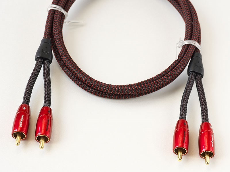 ケーブル タワーRCAオスからRCAオスケーブル - 2フィート .6m 市場中古輸入品・未使用AudioQuest ゴールデンゲート RCA