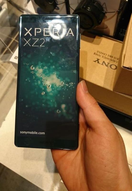 指紋認証が下過ぎるって方』 SONY Xperia XZ2 SO-03K docomo の