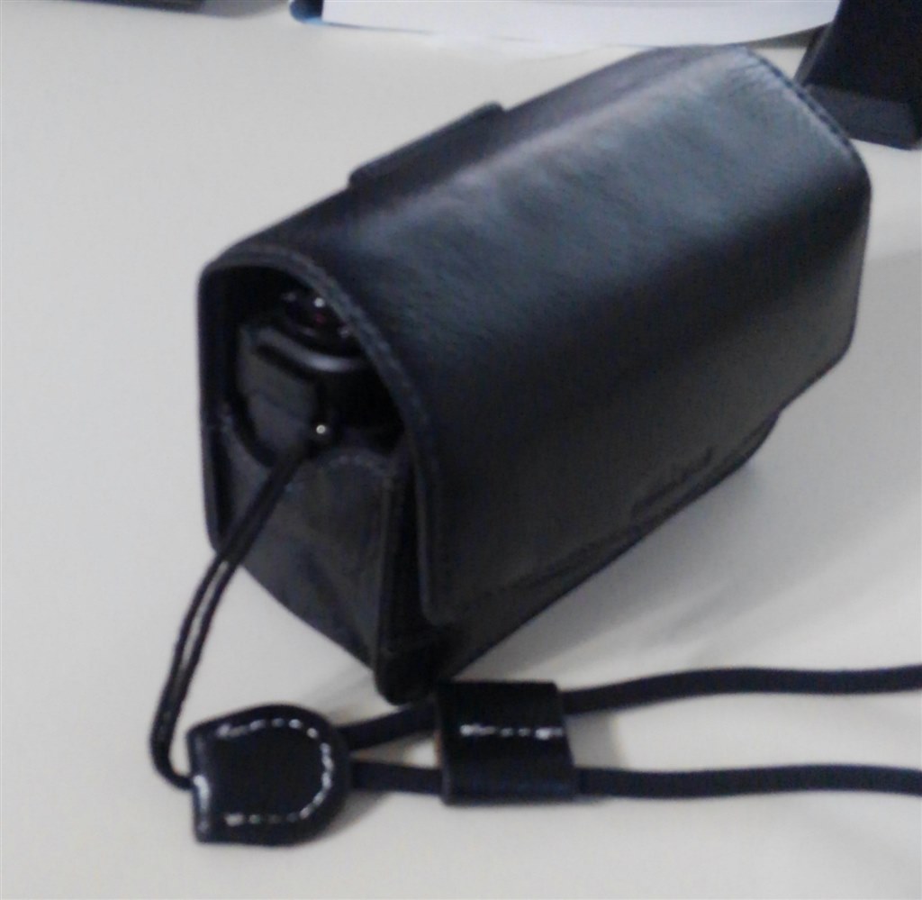 教えてください：他カメラのケース流用はOKでしょうか？』 CANON