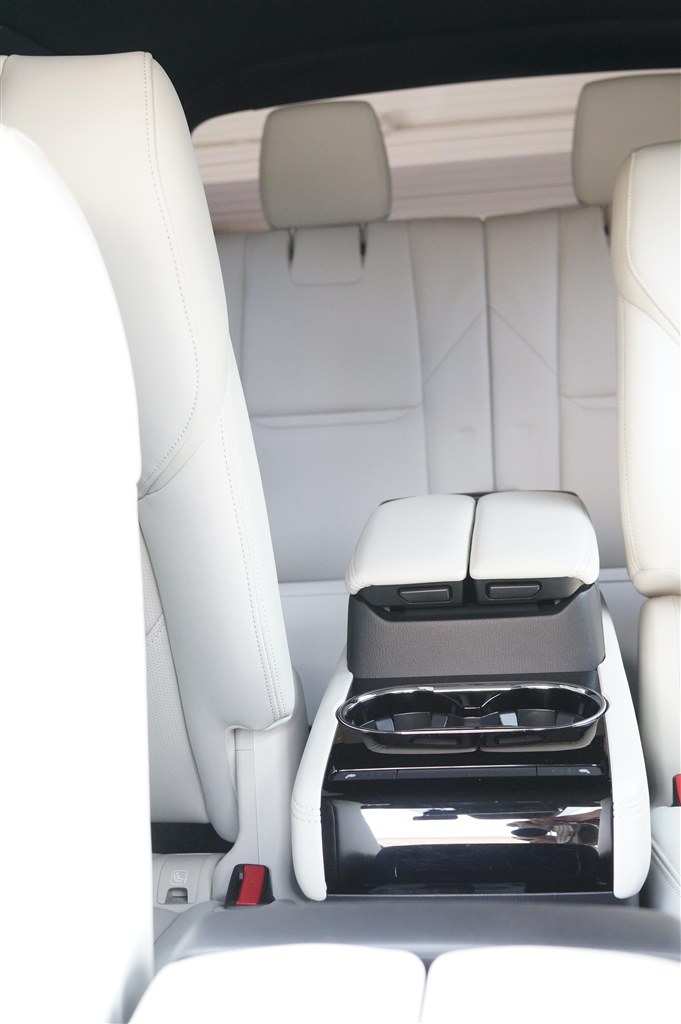 ピュアホワイトな マツダ Cx 8 17年モデル のクチコミ掲示板 価格 Com