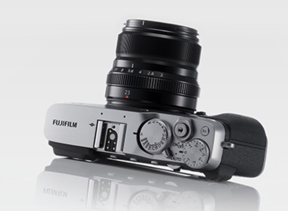 シャッター回数 16回 FUJIFILM X-E3 ブラック フジフィルム FUJIFILM Xマウント機のシャッター回数はどう調べる？ 本体では見え