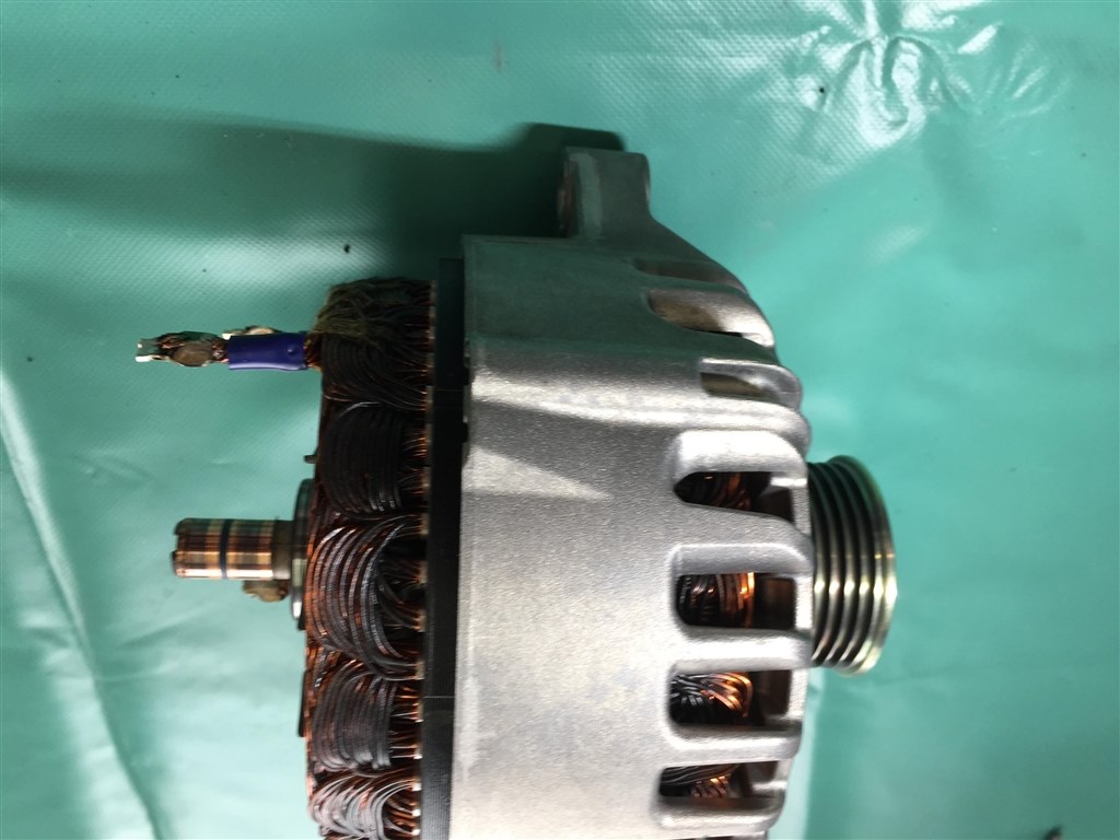 サイドミラーから変な音がしましたが プジョー Suv 3008 17年モデル のクチコミ掲示板 価格 Com