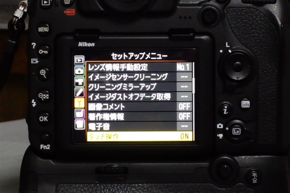 シャッター数3500回以下★ニコン★D5600☆タッチ操作＆Bluetooth シャッター数3500回以下☆ニコン☆D5600☆タッチ操作＆Bluetooth