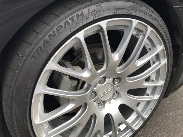 ヴェルファイア 純正タイヤより履きかえました』 TOYO TIRE TRANPATH