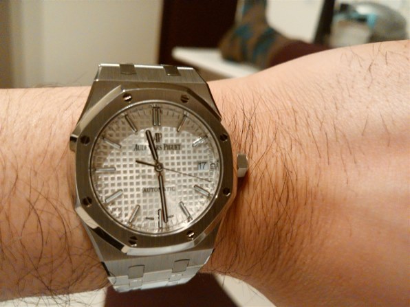 【えみりんさん専用】オーデマピゲ ロイヤルオーク 純正1コマ 15450ST オーデマ・ピゲ ロイヤルオーク 15450ST.OO.1256ST.01投稿画像・動画