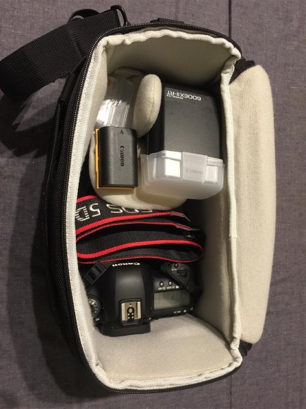 Canon EOS 5D + Sigmaレンズ + バッグ動作確認していません。 フルサイズデジタル一眼レフカメラ「EOS 5D Mark IV」ボディ