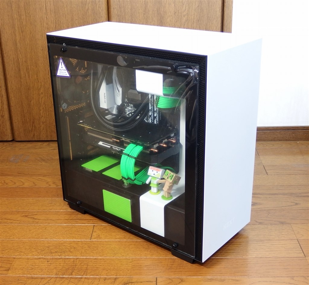 めちゃクソかっケーっス!』 NZXT H700 CA-H700B のクチコミ めちゃクソかっケーっス!』 NZXT H700 CA-H700B のクチコミ