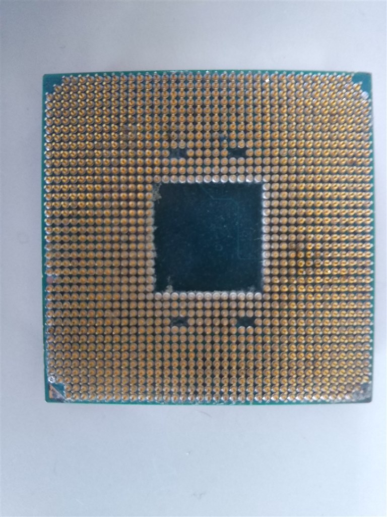 AMD RYZEN 3 1200 ピン折れなし