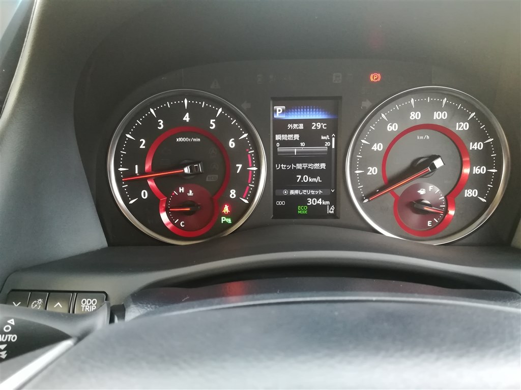 メーターアンダーパネルとドアヒンジの音について トヨタ アルファード 15年モデル のクチコミ掲示板 価格 Com
