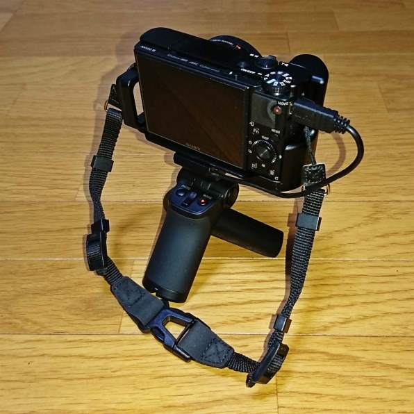 シューティンググリップを付けてみた』 SONY サイバーショット