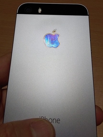 Iphone背面のリンゴマークの傷について クチコミ掲示板 価格 Com