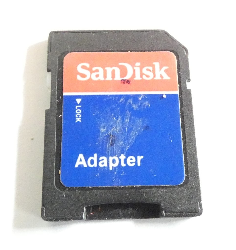 microSDカードとSDカードではどちらがいいのでしょうか microSDカードとSDカードではどちらがいいのでしょうか
