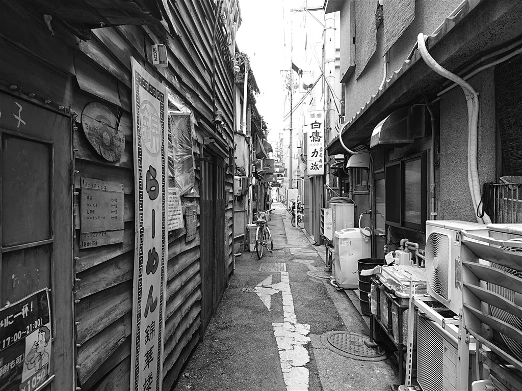 モノクロ写真の作例』 SONY Xperia XZ2 Premium SOV38 au のクチコミ