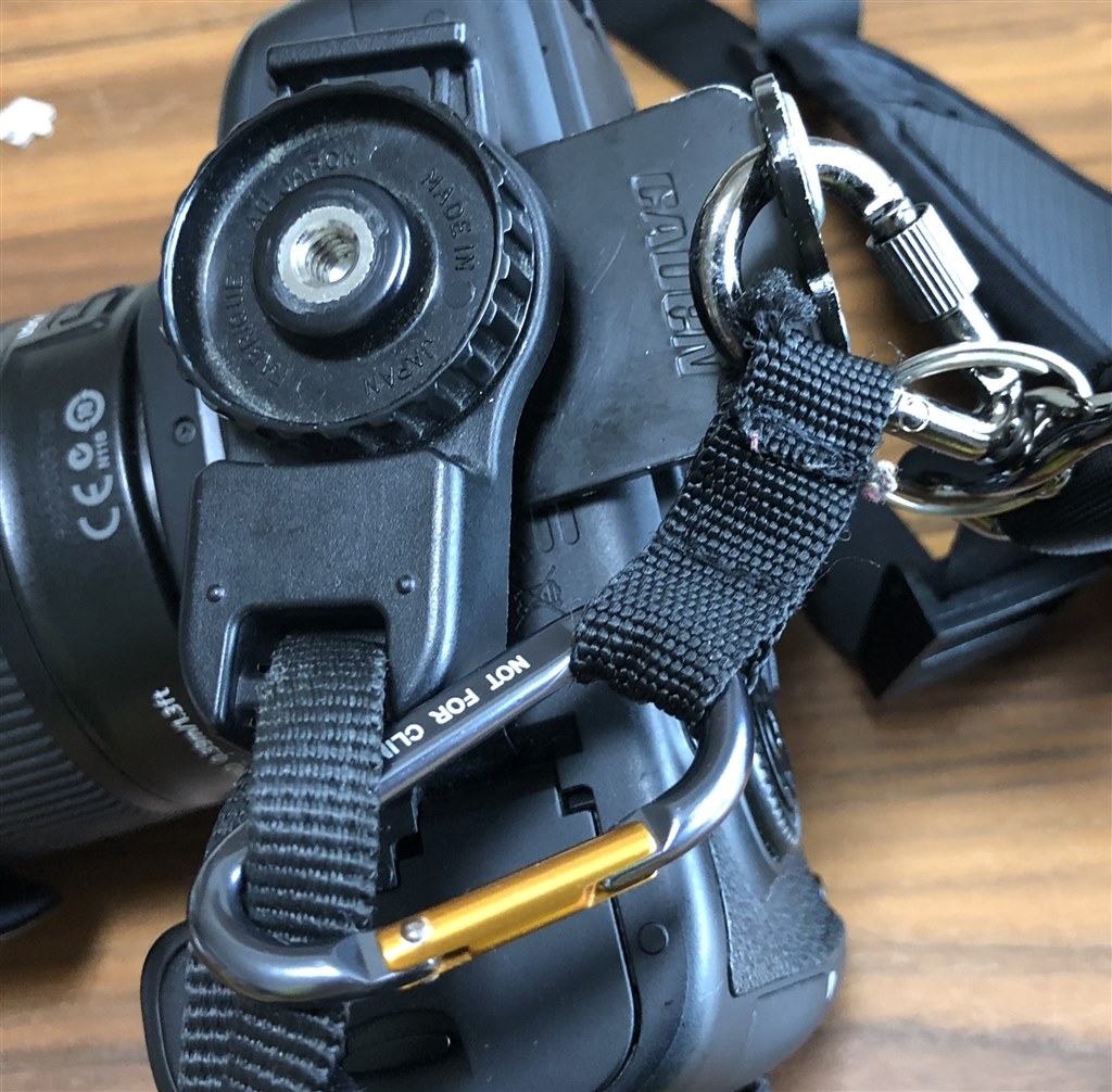 痛くならないショルダーストラップ』 ニコン D7500 ボディ のクチコミ