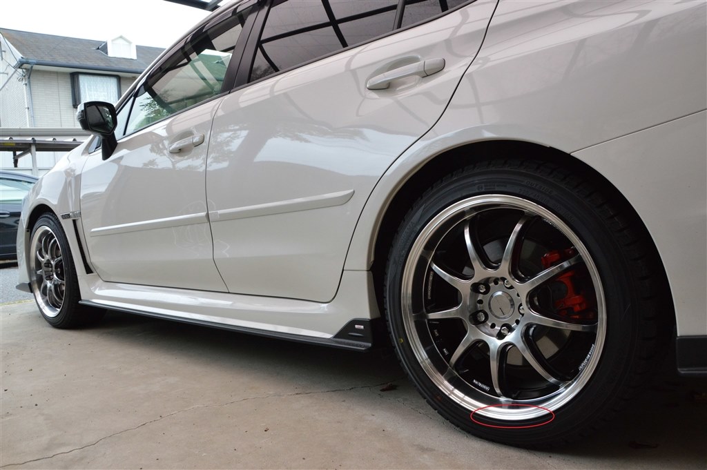 WRX S4(2014/8) 純正ホイールとタイヤセット