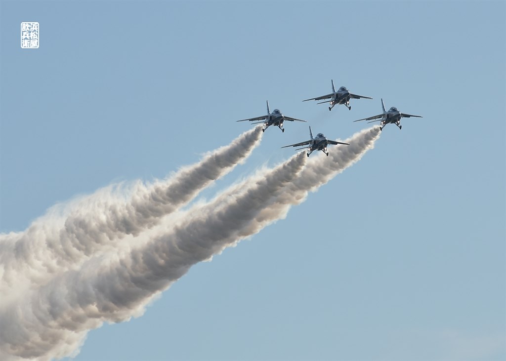 ブルーインパルス』 ニコン D5600 ボディ のクチコミ掲示板 - 価格.com