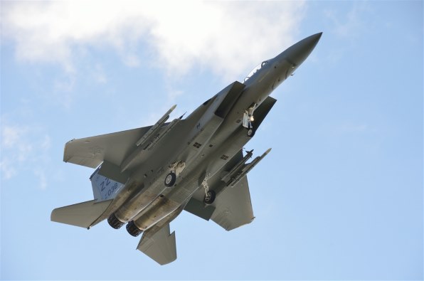 D5100 ダブルズーム ニコン D5100 ダブルズームキット 価格比較 - 価格.com