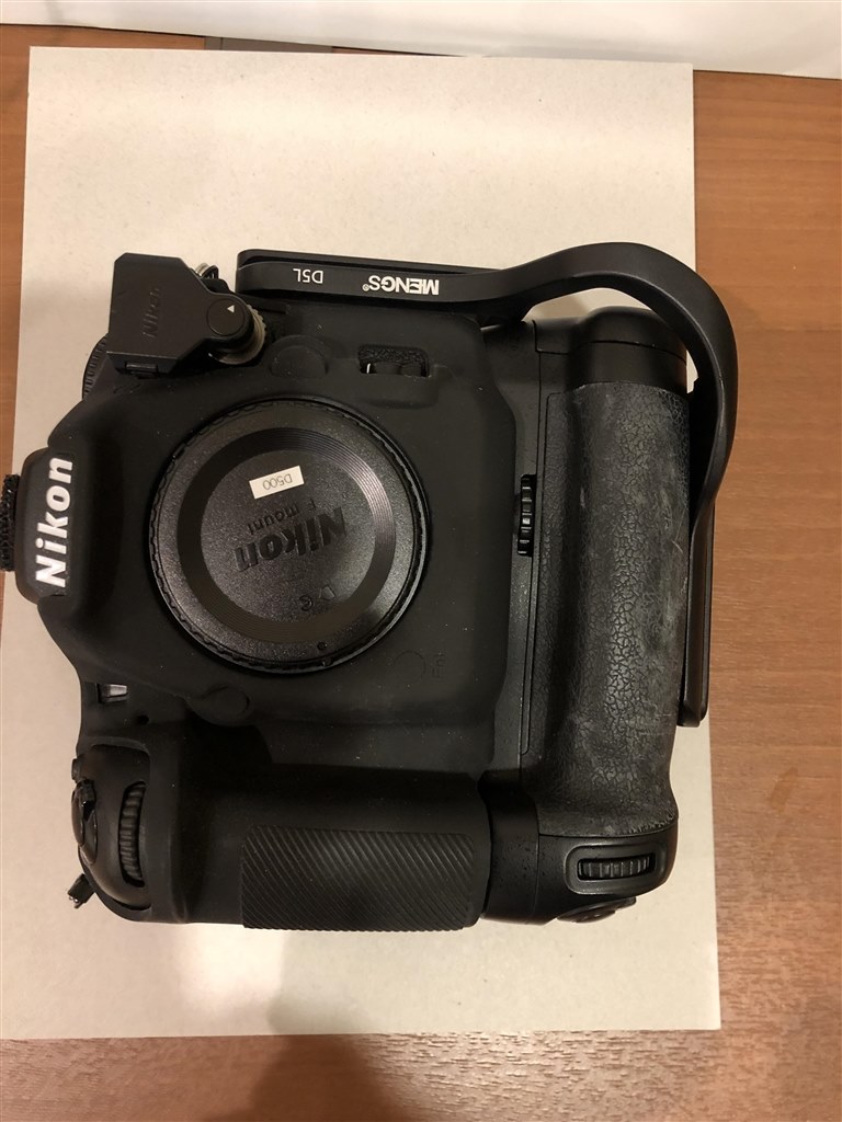 Nikon D500 ボディ NEEWER 縦グリップ