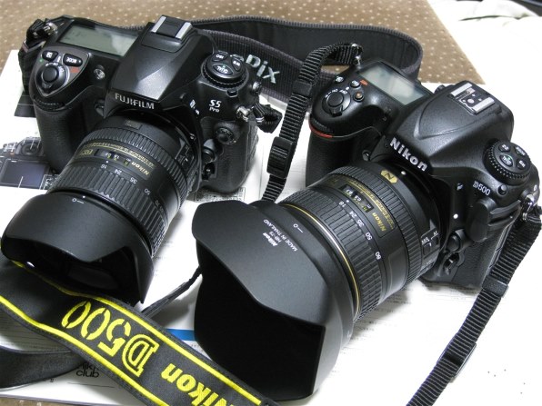 ヤフーオークションにて極上品を入手。』 富士フイルム FinePix S5 Pro