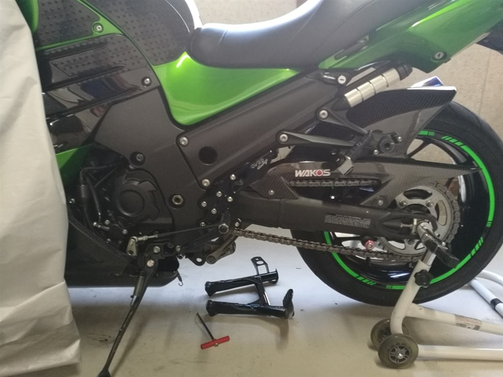 お1人様1点限り】 ZX-14R リアサスペンション オーリンズ ...