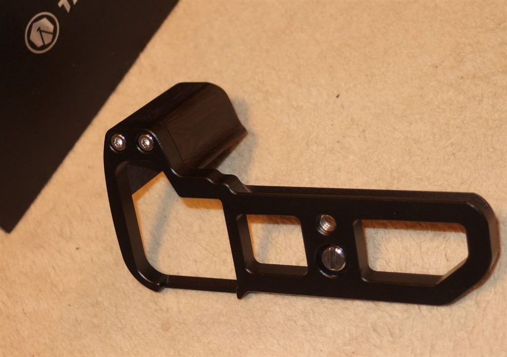 ★特価 TARION ニコン Nikon DF用 カメラグリップ カメラハンドグリップ Camera Handgrip カメラホルダー ホルダークリップ Ni ニコン(Nikon) DF用グリップ DF-GR1 ブラックの買取価格｜ナニワ