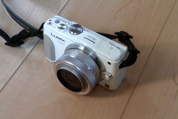 【裕】　Panasonic DMC-FX80 ホワイト Panasonic Digital Camera Lumix FX80 5X 12.5 MP White DMC