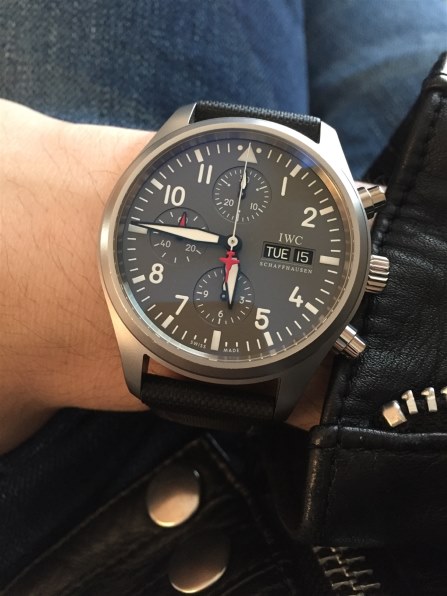 IWC IW371704 クロノ オートマティック 自動巻き（ブラック） 価格比較