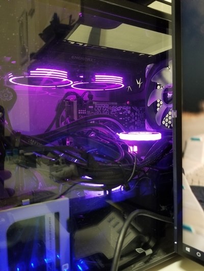 ENERMAX LIQFUSION ELC-LF240-RGB 簡易水冷 LIQFUSION / ELC-LF240-RGB ENERMAX Addressable RGB LEDに対応