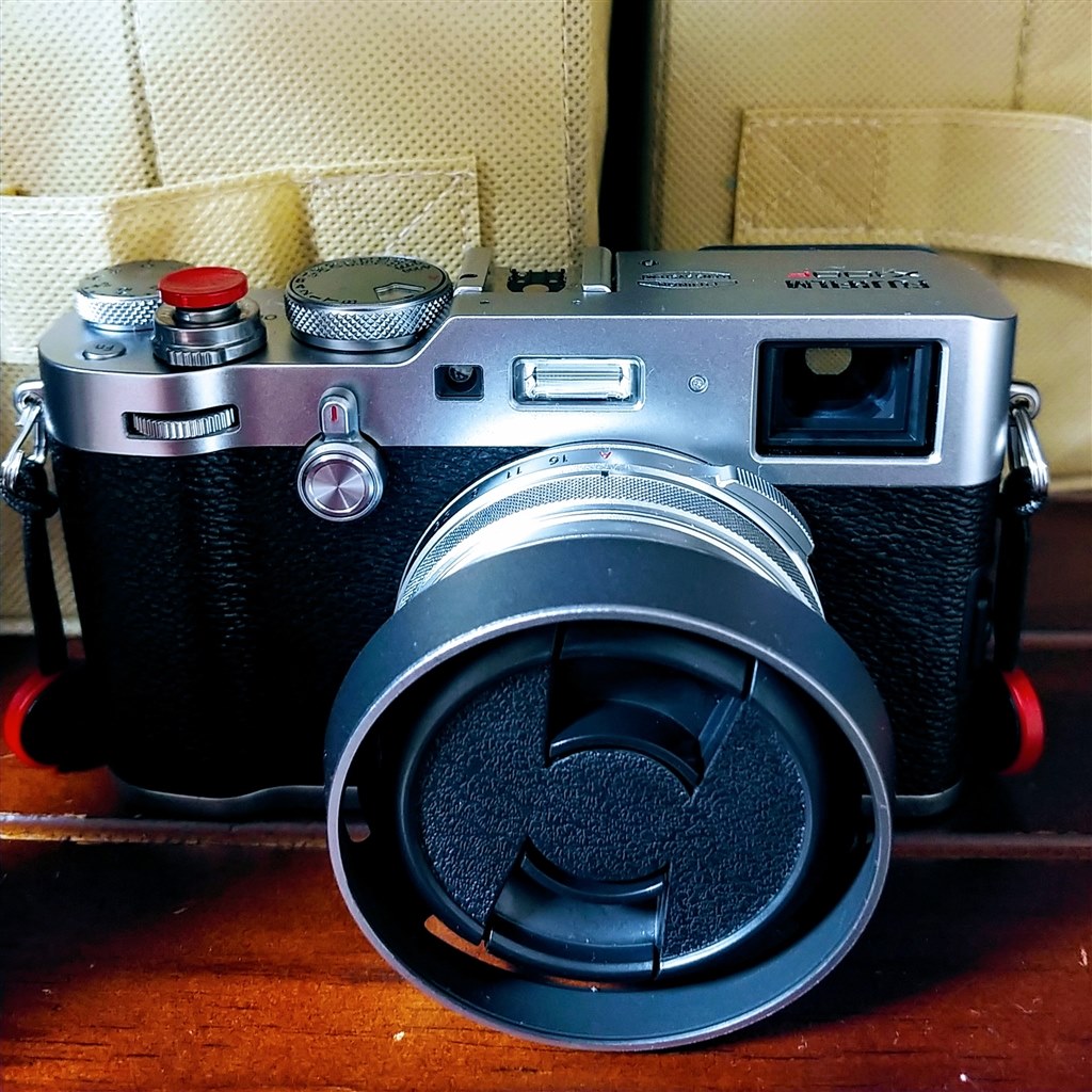 FUJIFILM X100F シルバー【※EVF使用時難有り】 FUJIFILM X100F シルバー【※EVF使用時難有り】 レビュー